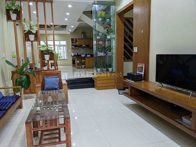 Bán nhà đường 75 KDC Tân Quy Đông,Quận 7 dt 6x22.5m, nhà đẹp