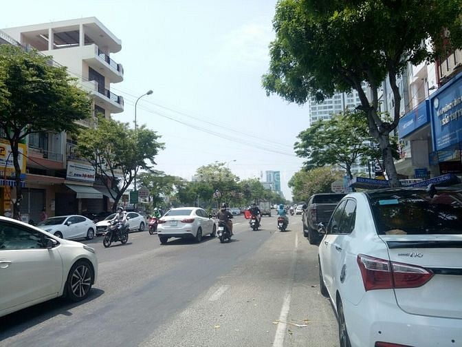 Nhà cho thuê mặt tiền Chi Lăng gần phố thời trang Lê Duẩn