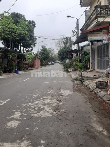 Bán Đất Phố Huyền Kỳ  Hà Đông DT 60m2, Mặt Tiền 5.5 m , Lô G , View Hồ