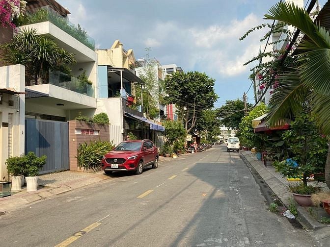 MT Lê Lư gần Lê Lộ 4x20m vuông vức 8.6 tỷ rẻ nhất khu