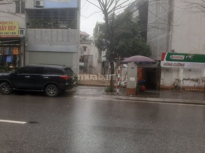 Cần bán mảnh đất mặt đường phạm văn đồng.