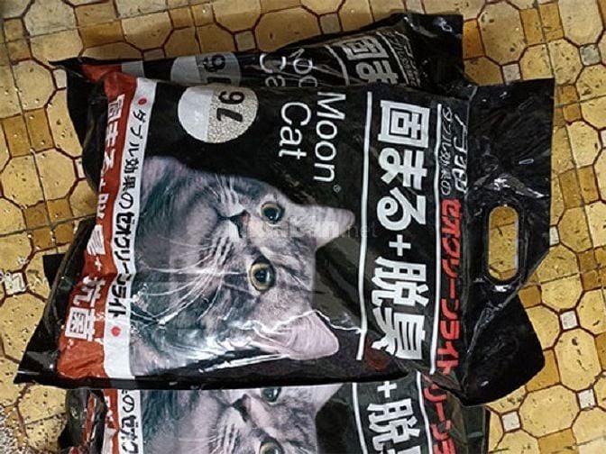 Cát vệ sinh cho mèo MOON CAT 9 lít chính hãng