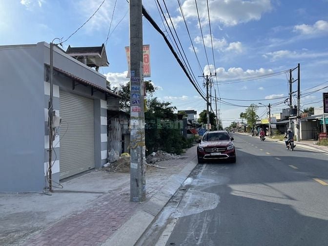 Bán nhà MT Đoàn Nguyễn Tuấn, X,Hưng Long, giá 6,1 tỷ