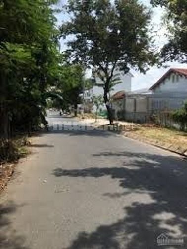 Tôi bán đất MT Trần Văn Kiểu, Q6, DT: 80m2 Giá 2tỷ Sổ hồng riêng.