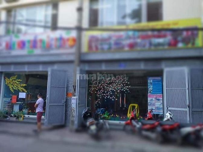 Cho thuê nhà mặt phố số nhà 72 phố Bùi Ngọc Dương