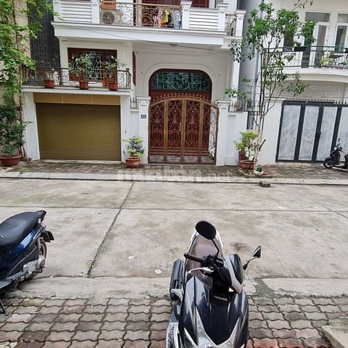 Bán nhà ngõ phố Ngọc Khánh, quận Ba Đình, đường ôtô tránh