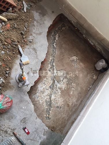 Chuyên chống thấm trần- Tường- Bể nước, nứt trần- Không bị lại