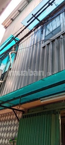 Bán nhà hẻm 4m đường Võ Văn Kiệt phường Cầu Ông Lãnh, 2,3x14m, 3 lầu