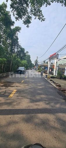 Bán Xưởng 16x15(Hơn 200m Thổ cư)Đường 10m Thông.Gồm 2 Sổ Riêng