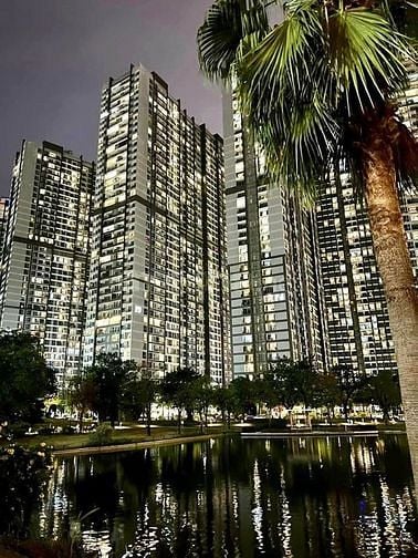 Sang nhượng toàn bộ DN bán nội thất sẵn MB hơn 1800m2 - 2 tầng