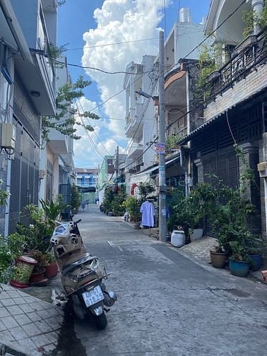 Bán Nhà HXT Đường 18B - BHH A - Bình Tân