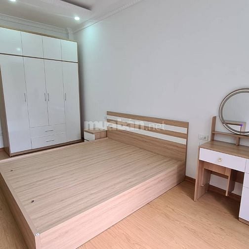 Chính chủ bán nhà phố Ngọc Lâm, ngõ thông Nguyễn Văn Cừ