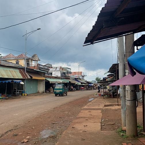 Cần bán 800m2 100m,thổ cư giá 560tr