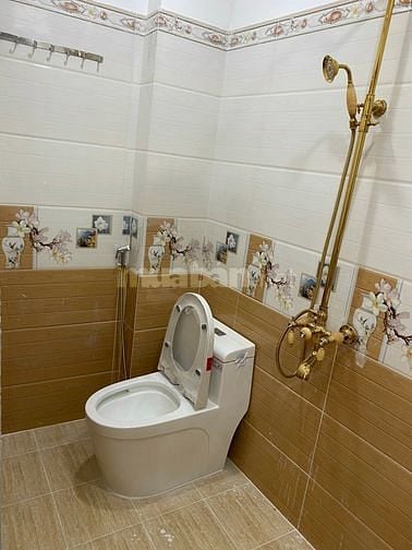 Quận 12 Bán nhà 1/  huỳnh thi hai dt 4×15 . 1tret 3lau giá 5.8 tỷ