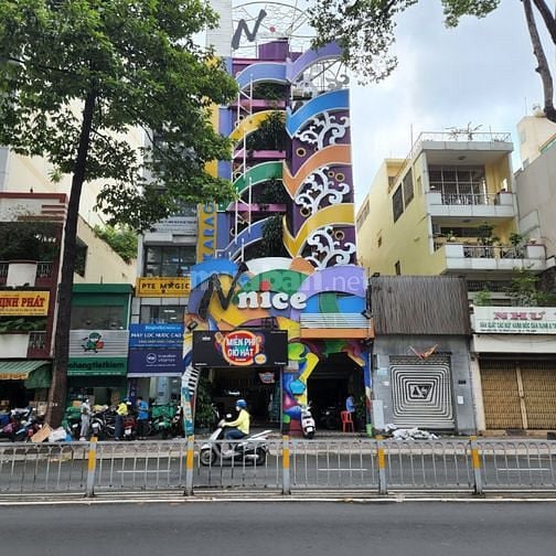 Bán MT 338-340 Nguyễn Thị Minh Khai, 8m x 30m,Trệt- 9 tầng nở hậu 11m 