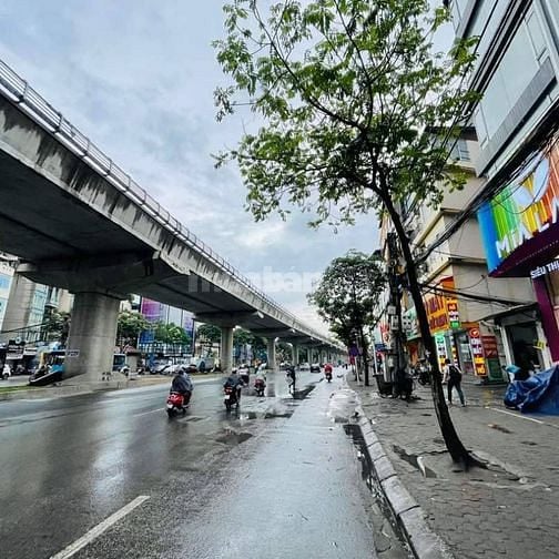 Bán nhà Hồ Tùng Mậu 70m2, 5 tầng, mt6m, chỉ 23,5 tỷ kinh doanh, vỉa hè