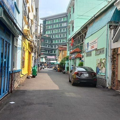 Mặt tiền 8x30m, nở hậu 10m, 230m2. Hẻm 8m Nguyễn Văn Trỗi. Phú Nhuận