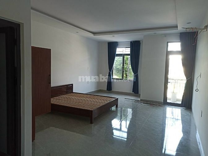 Cho thuê nhà 3 tầng mặt tiền đường Đoàn Khuê