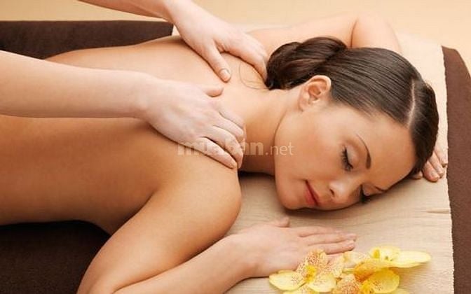 Massage body cổ vai gáy tận nhà 