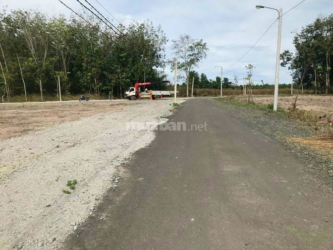 Đất thổ cư sát ngay chợ Tân Thành, Tp Đồng xoài, 5x70m, giá 610tr