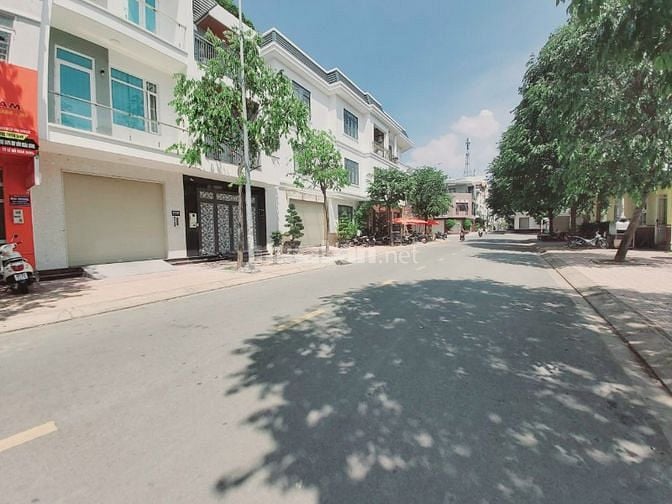 Một cặp D2D lô góc 2 mặt tiền phường Thống Nhất, Biên Hoà. Giá 17tyxx