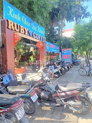 Sang quán Cafe Khu Phố Cafe Song Hành Quốc Lộ 22 giá chỉ 480 triệu