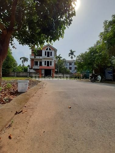 BÁN BIỆT THỰ 25 TỶ DIỆN TÍCH 400M2