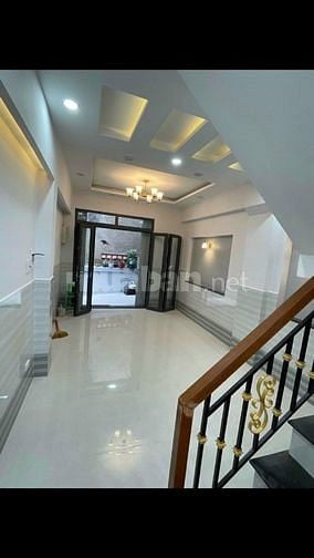 BÁN GẤP NHÀ GẦN AEON MALL 1TY350/65M2 CHO KHÁCH THIỆN CHÍ
