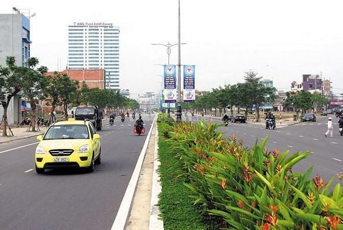 Bán nhà mặt tiền 2/9 HẢI CHÂU , 10x28  , giá 60 tỷ , tiện Kinh Doanh