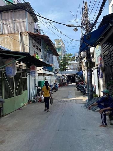 Đất trống hẻm 5m (1 sẹc) Phạm Phú Thứ P3 Q6. 3,6 x 17,8m (63,6 m2)