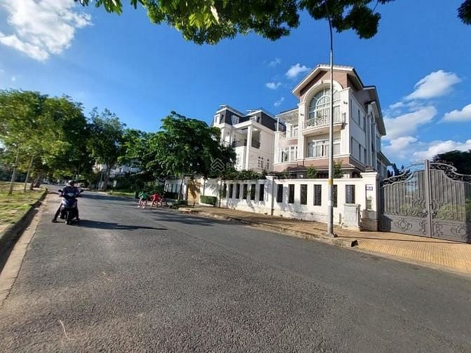 Chính chủ cần bán đất Đường số 18 , Hiệp Bình chánh, Thủ Đức. SHR 1tỷ8