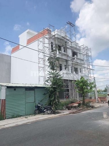 Bán gấp lô C19 diện tích 95m2 cổng lotus, KDC Long Cang giá chỉ 1,35ty