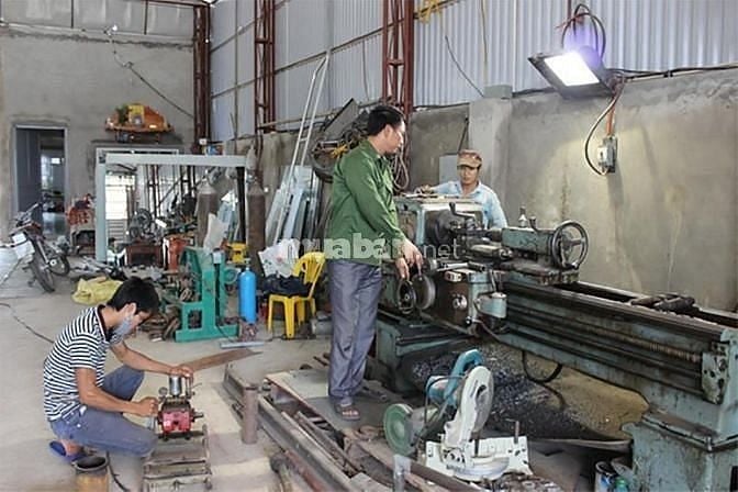 Tuyển thợ cơ khí đi làm ngay tại HCM 
