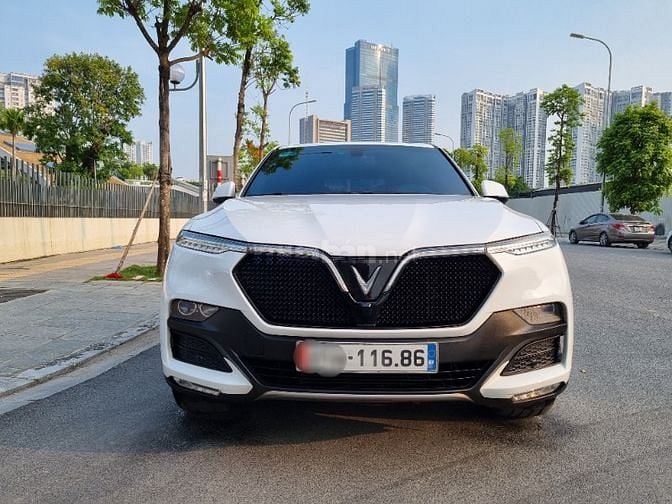 Bán Vinfast Lux SA 2019 màu trắng