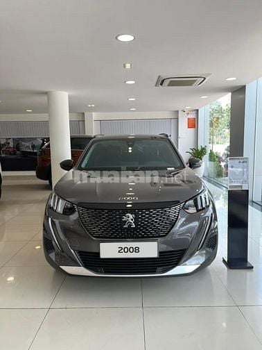 Peugeot 2008, nhận xe từ 240 triệu (trả góp)
