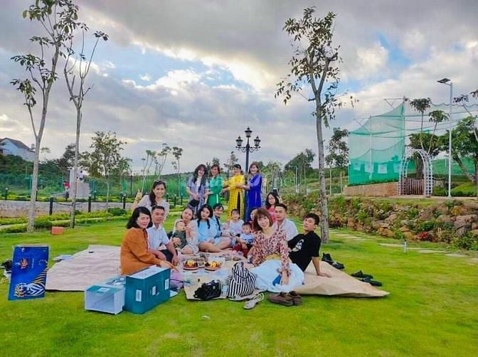 Còn 1 suất ngoại giao nền biệt thự ngay trung tâm Công viên 7500m2
