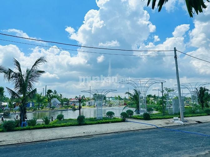 Sở hữu ngay lô đất đối diện công viên ánh sáng lớn nhất Hậu Giang