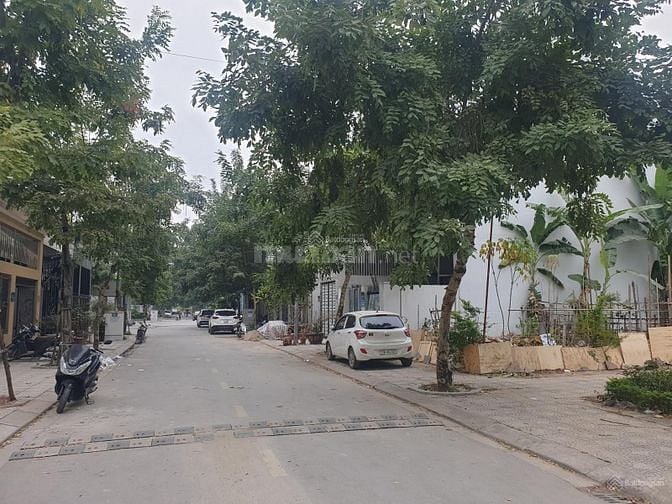 Bán 70m2 đất Phương Canh, Nam Từ Liêm. ngõ xe 7 chỗ vào. giá 67tr.m2