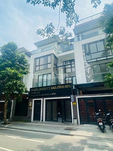 Bán VILLA Nguyễn Thiện Thuật P2, Q3 6.5x14M Hầm 4 Tầng Gía 20,9 Tỷ TL