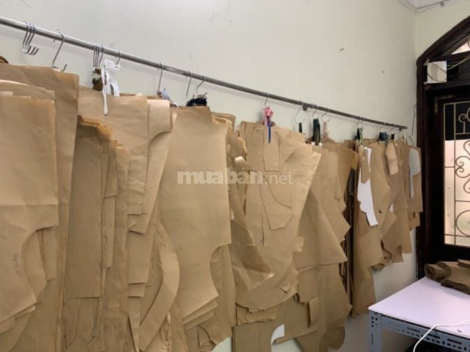 TUYỂN THỢ CẮT SẢN XUẤT, THỢ MAY ĐỒ ÂU