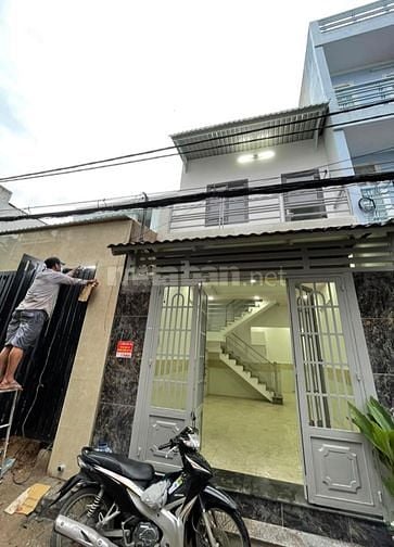 Bán nhà gấp Thích Quảng Đức, Q. Phú Nhuận 58m2 ,1tỷ340tr, ổ hồng riêng