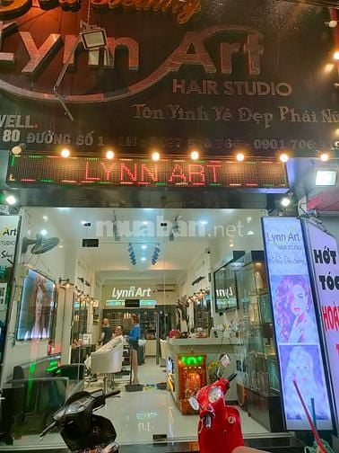 Tuyển thợ gội đầu.hoá chất yêu đào tạo thêm