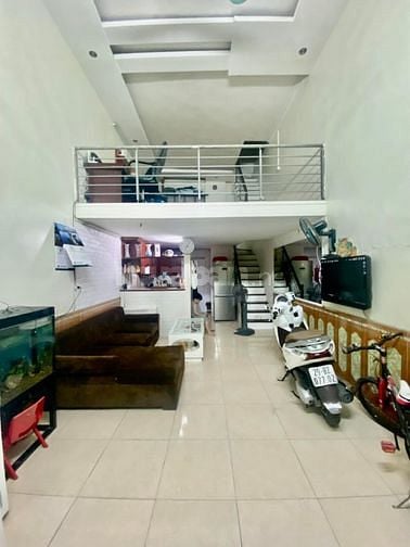 Nhà mặt ngõ Đội Cấn (Q. Ba Đình),DT 36 m2,3T,MT 3,9 m,SĐCC.Giá 5,75 tỷ