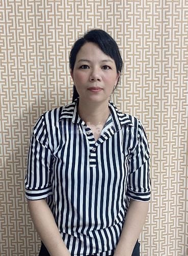 Chị Sim sinh năm 1981 Quê Hà Nam  Tìm việc  ở lại với gia đình 
