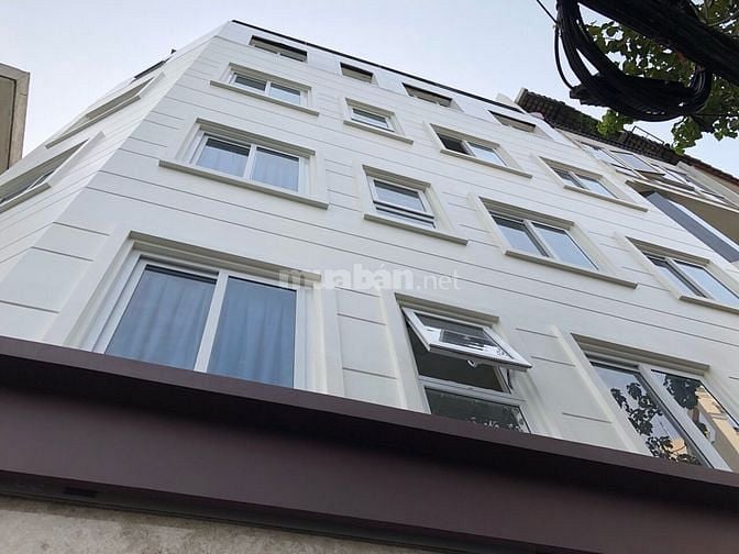Xuất cảnh cần bán gấp nhà 2 mặt hẻm xe hơi đường Cống Quỳnh, Quận 1