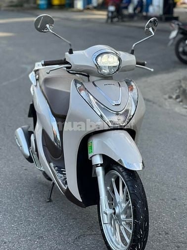 xe sh mode 2022 màu kem còn mới như hình có hỗ trợ trả góp 