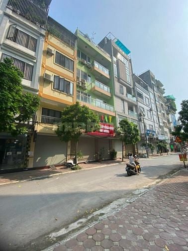 Bán nhà ô tô tránh Bắc Từ Liêm, kinh doanh, lô góc, 4.5 tỷ.