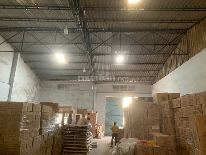 Cho thuê 500m2 kho đường âu cơ tân bình