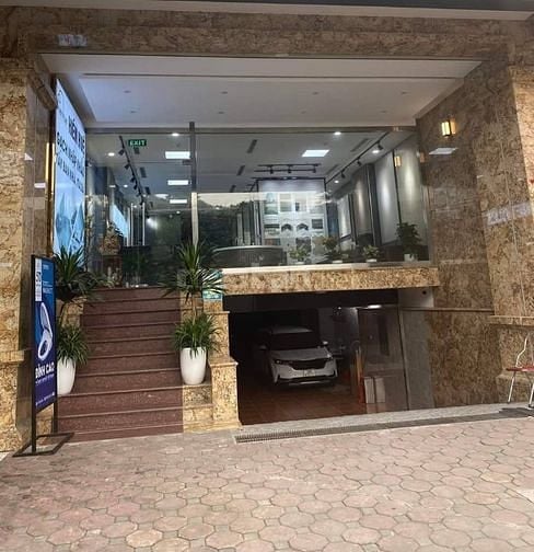  Bán Tòa Văn Phòng mặt phố Hoàng Quốc Việt – Cầu giấy – Hà nội 168 tỷ