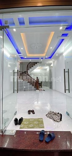 BÁN NHÀ 5 tầng xây mới mặt ngõ Trung Tả phố Khâm Thiên, DT 55m2, 8 tỷ